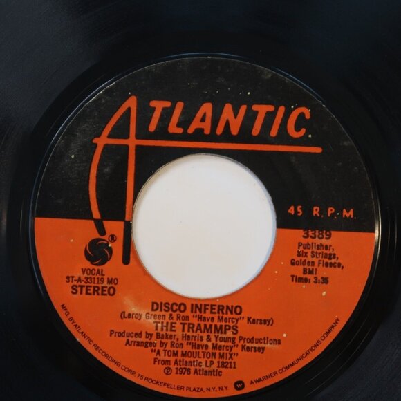 THE TRAMMPS Disco Inferno & That's Where the Happy People Go 7" Vinyl 1976 - Picture 3 of 4